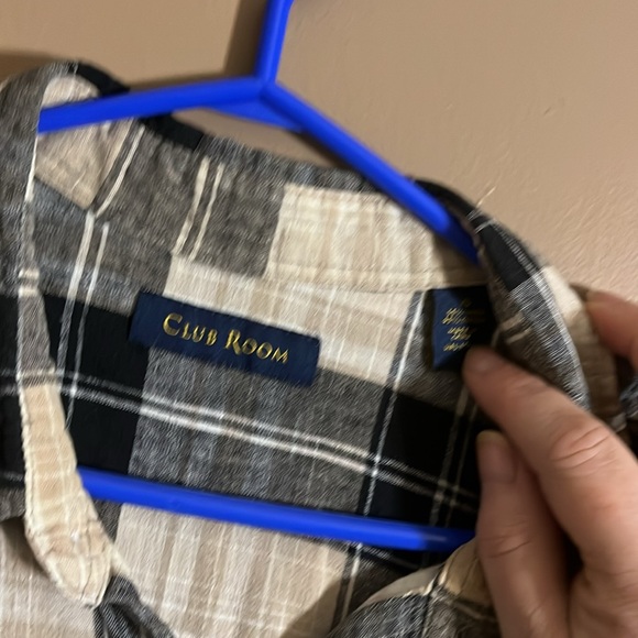 Linen cotton blend plaid shirt buttons. B6 - Picture 4 of 5